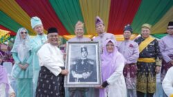 Bupati Afni Pimpin Langsung Kafilah Siak di Pawai Ta’aruf MTQ ke-44 Riau
